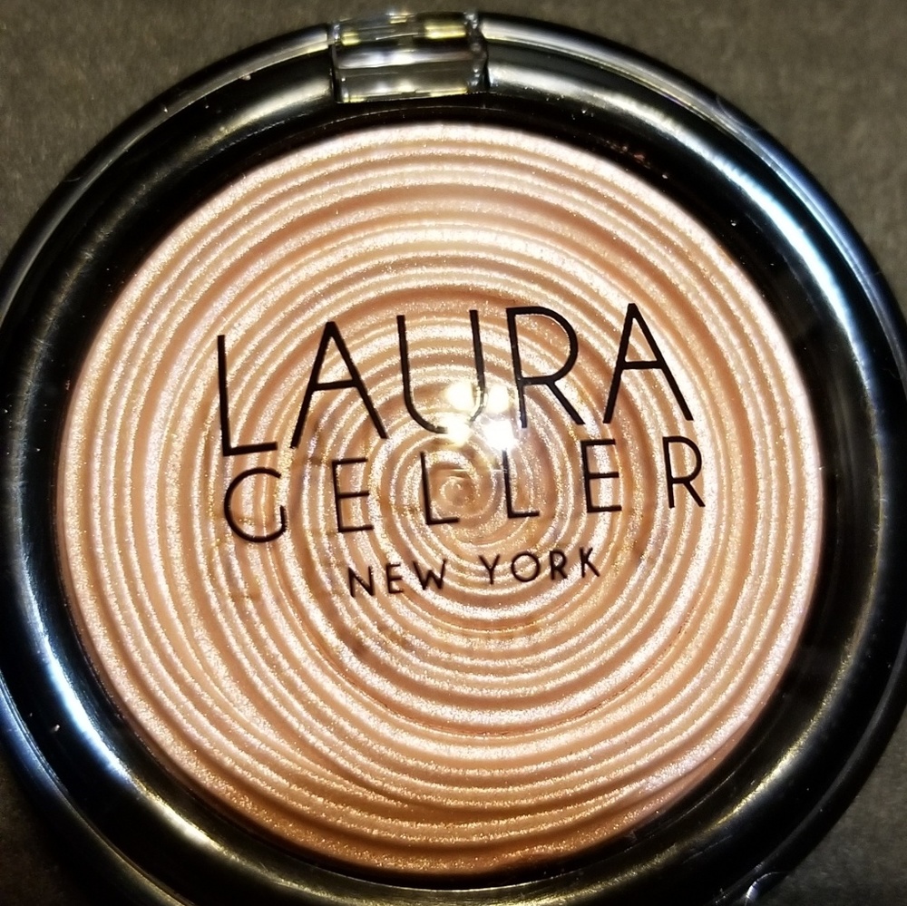 Baked gellato swirl illuminator
